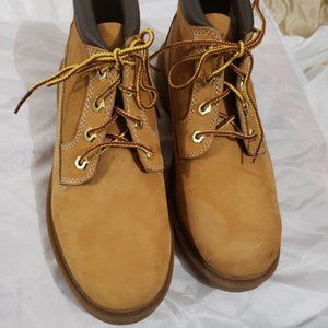 Women's Timberland Nellie Lace Up Utility Waterproof Lug Sole Boots